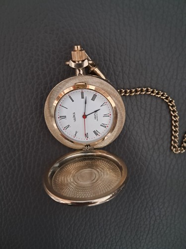 Taschenuhr aufklappbar mit